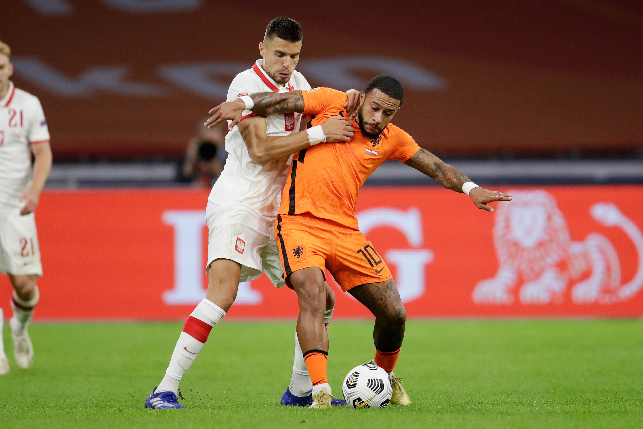 米兰电竞官网-比利时与丹麦战成平局，胜负未分(比利时vs丹麦哪个强)