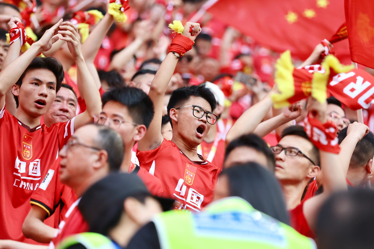 米兰电竞-北京国安战胜广州富力，实现一场精彩胜利