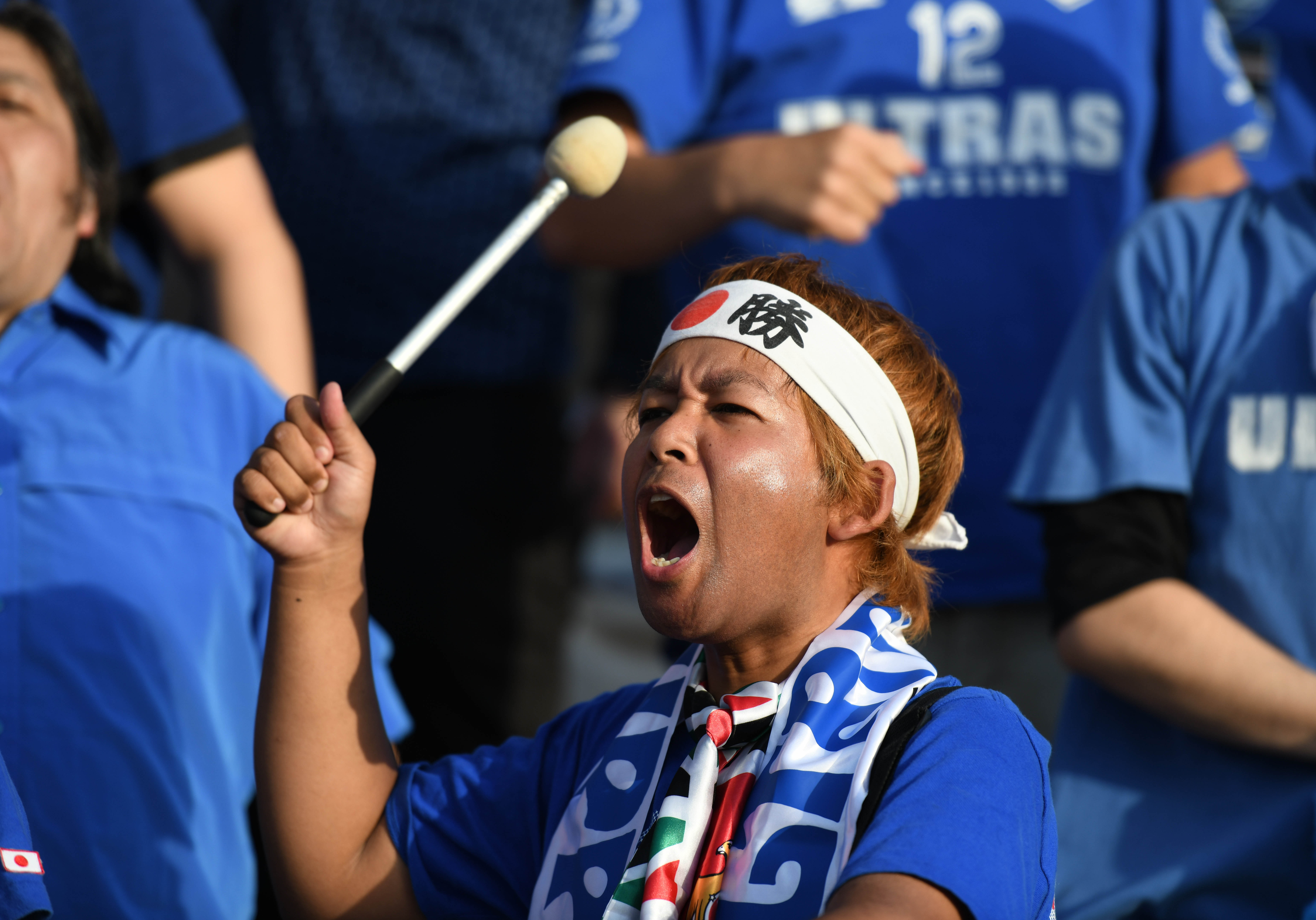 MILAN ESPORTS-紧张的足球比赛